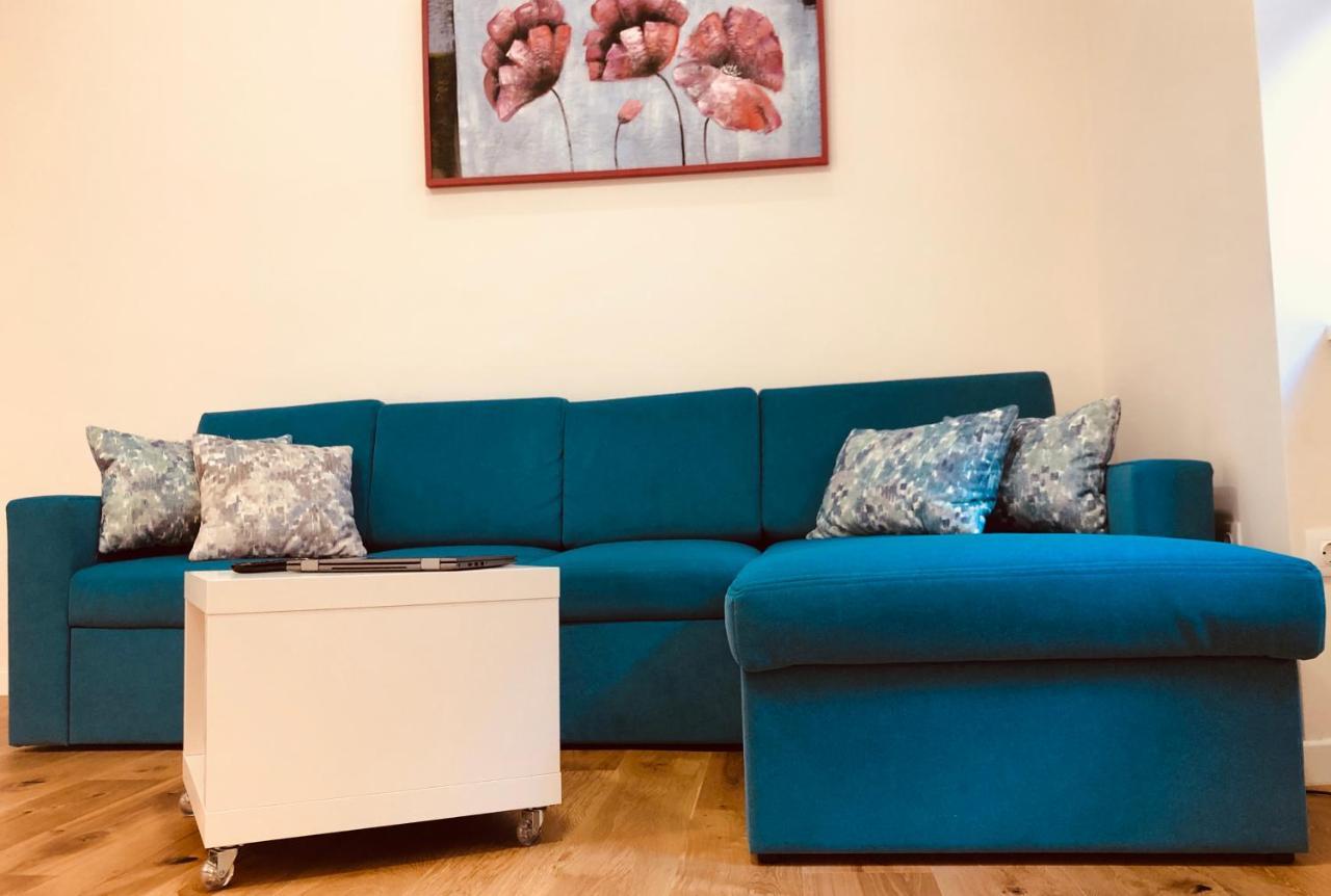 Apartment Karin Rijeka Exteriör bild