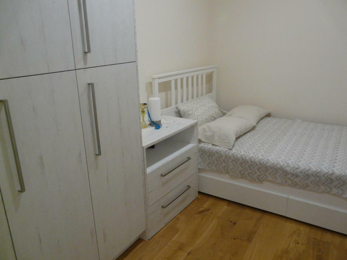 Apartment Karin Rijeka Exteriör bild